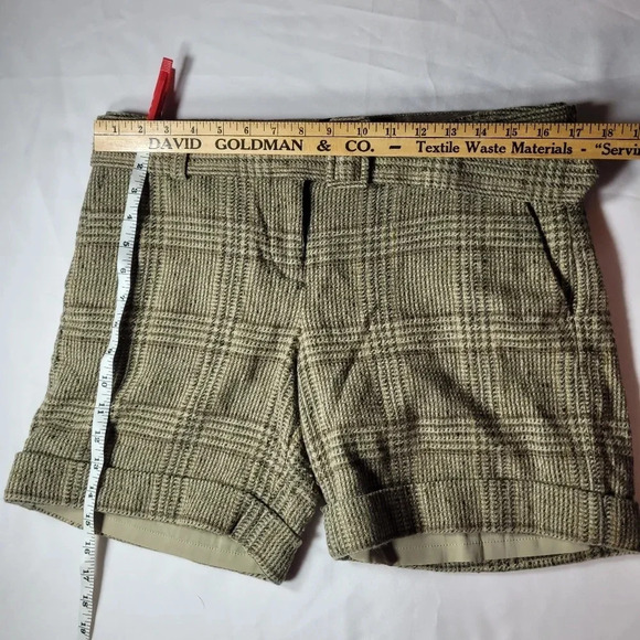 The Limited Drew Fit Green Wool Shorts sz 10 - Picture 4 of 9